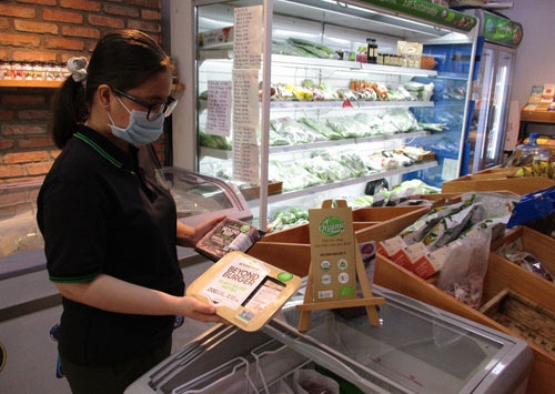 Thịt bò chay giá 1,5 triệu đồng/kg vẫn hút khách