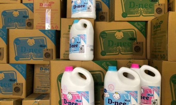 Phát hiện thu giữ hàng nghìn thùng nước giặt, rửa bát giả nhãn D-nee