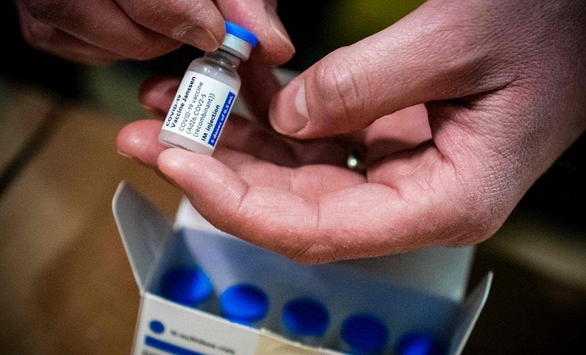 FDA khuyến nghị tạm dừng sử dụng vắc xin Johnson & Johnson