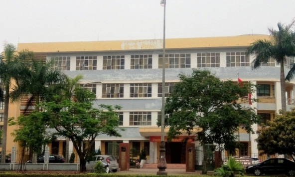 Quảng Bình làm rõ việc giám đốc Sở GD&ĐT tỉnh ký 8 quyết định tuyển dụng biên chế chưa qua thẩm định