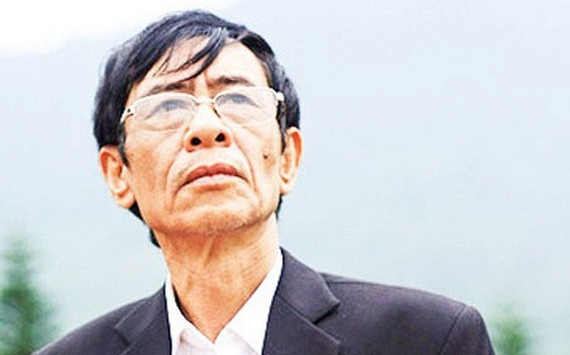 Dấu ấn thơ Hoàng Nhuận Cầm