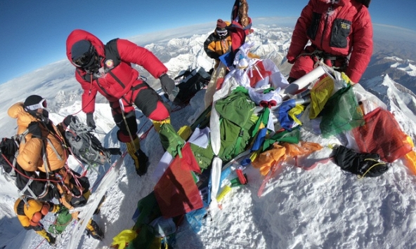 Đại dịch Covid-19 đã tấn công nơi cao nhất thế giới