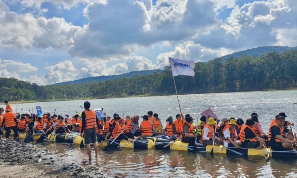 Du khách đồng loạt dời hoặc hủy các tour du lịch hè vì dịch bệnh