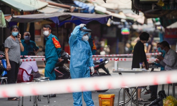 'Nguy bùng phát dịch ở TPHCM vẫn rất cao'