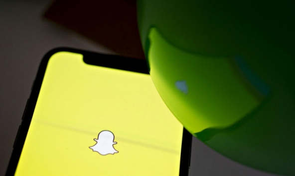 Snapchat khóa vĩnh viễn tài khoản của Tổng thống Trump sau Twitter, Facebook, YouTube,