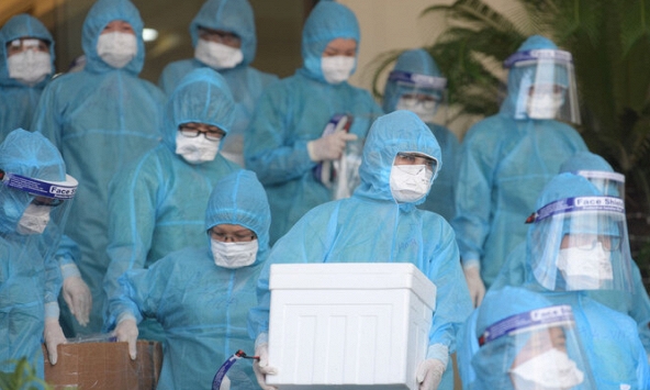 Bộ trưởng Bộ Y tế: 'Đợt dịch này có khả năng kéo dài hơn'