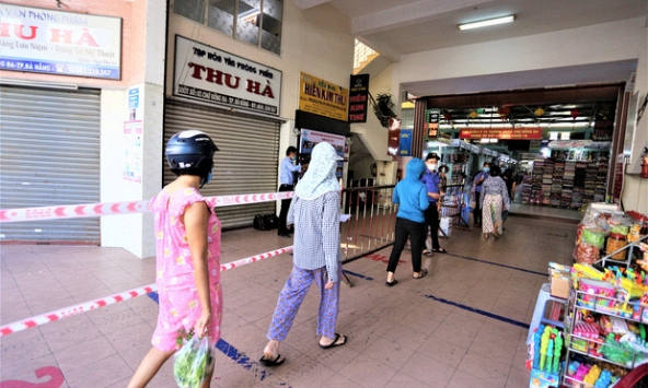 Đà Nẵng: Người dân đi chợ bằng thẻ QR-Code