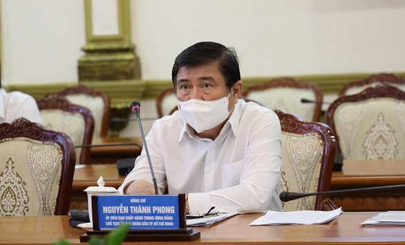 TP.HCM khuyến cáo người trên 60 tuổi hạn chế đi ra đường