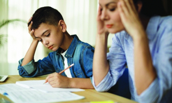 Nhiều người gặp vấn đề về tinh thần khi sống chung với COVID-19