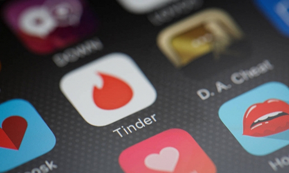“Mắc kẹt” ở Tinder