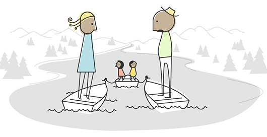 'Mẹ con là người tốt, mẹ nói bố cũng là người tốt, sao bố mẹ con lại không sống cùng nhau?”