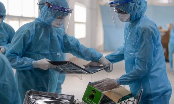 Sau khi tiếp xúc nguồn lây Covid-19 bao lâu thì có triệu chứng?