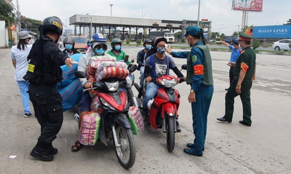 Ban Chỉ đạo phòng chống dịch sẽ kiểm tra quyết định 'ngăn sông cấm chợ' của Đông Nai