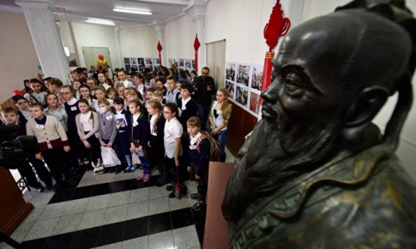 Nhật Bản và Hàn Quốc đồng loạt tẩy chay hệ thống Viện Khổng Tử của Trung Quốc