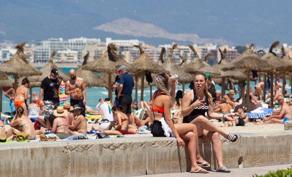 Du lịch mùa hè ở châu Âu đang tăng nhiệt, các nước lần lượt mở cửa đón khách quốc tế