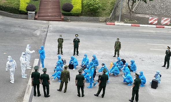 TPHCM: Phát hiện và trục xuất 13 người nước ngoài nhập cảnh trái phép