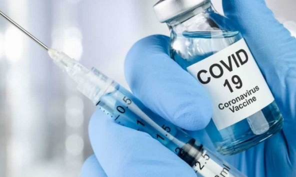 Đối tượng nào không nên tiêm vaccine Oxford/AstraZeneca?