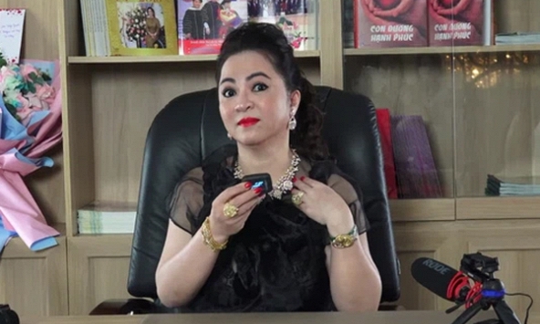 Bà Nguyễn Phương Hằng cam kết rút kinh nghiệm, cẩn trọng phát ngôn trên mạng xã hội