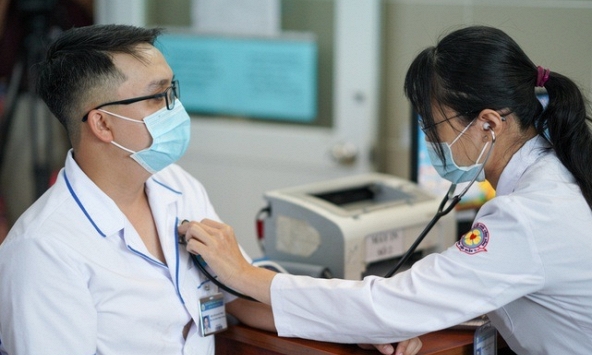 TP.HCM khởi động chiến dịch tiêm chủng vaccine Covid-19