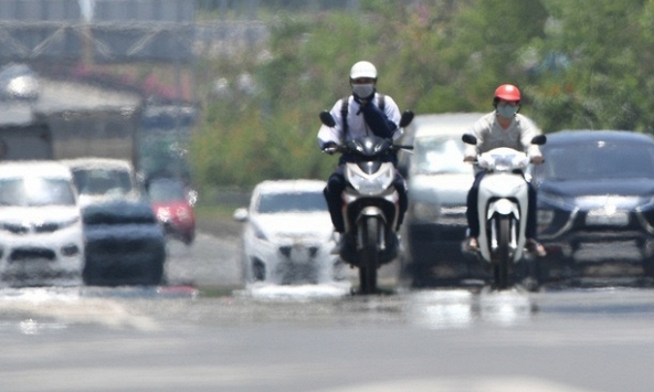 Hà Nội và các tỉnh Bắc Bộ nắng nóng gay gắt, chuẩn bị đón cơn mưa ''vàng'