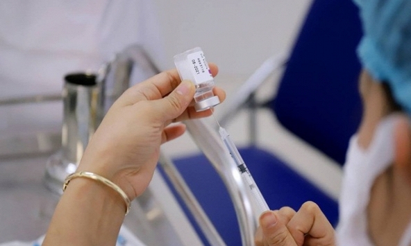 Những dấu hiệu nặng sau tiêm vaccine Covid-19 cần đến ngay cơ sở y tế