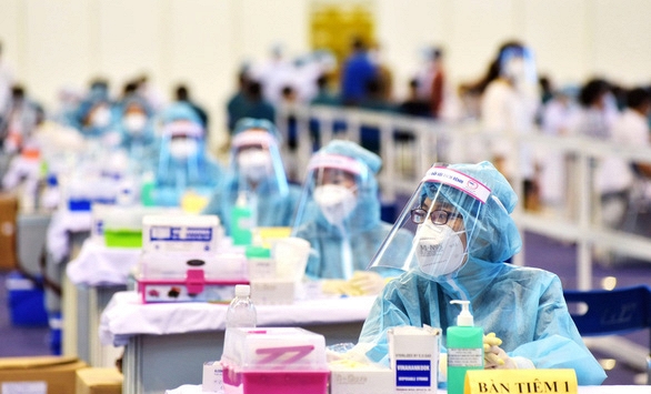 Hết ngày 24-6, TPHCM mới chỉ tiêm được hơn 300.000 liều vắc xin Covid-19