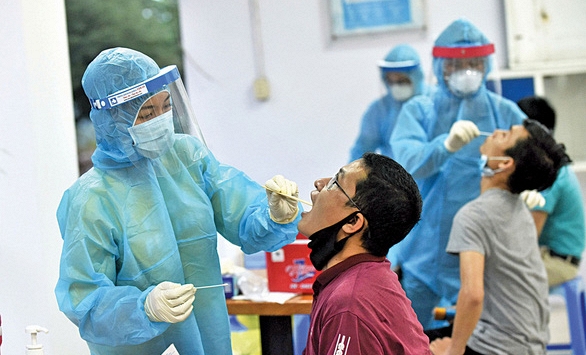 Trong 24 giờ, TP.HCM ghi nhận 667 trường hợp nghi mắc COVID-19