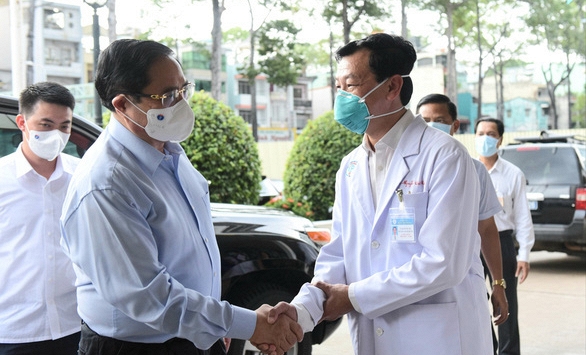  Thủ tướng trực tiếp kiểm tra phòng chống dịch COVID-19 tại TP.HCM