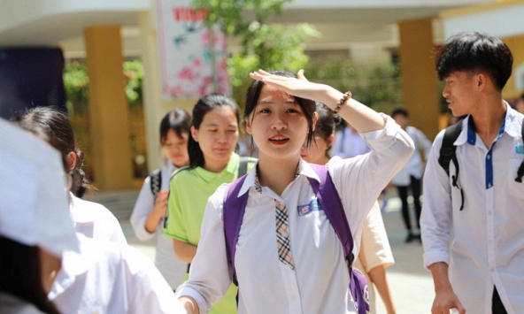 Hà Nội công bố điểm chuẩn vào lớp 10 THPT chuyên năm 2021