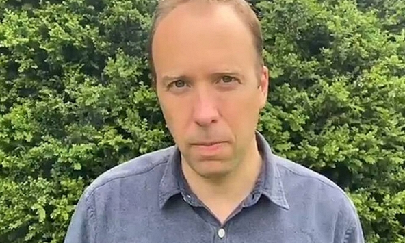 Bộ trưởng Y tế Anh từ chức và ly hôn vợ sau khi lộ ngoại tình với trợ lý