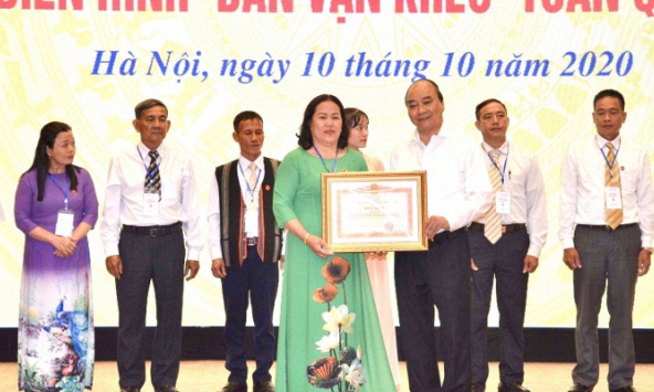 Thu về hơn 2 tỷ đồng/năm, bà chủ HTX hải sản tạo cảm hứng cho phụ nữ cùng làng