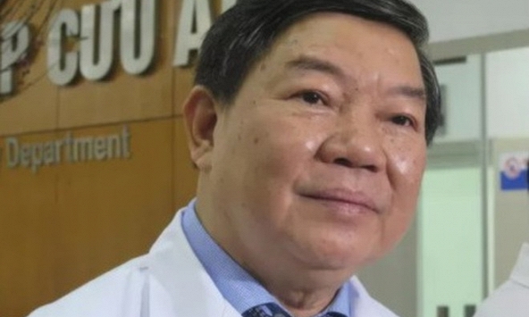 Truy tố nguyên Giám đốc Bệnh viện Bạch Mai vì nâng khống giá thiết bị y tế