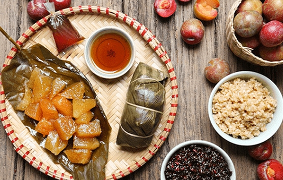 Toàn dân giết sâu bọ