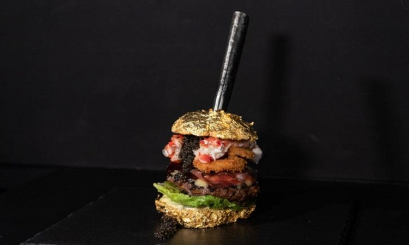 Chiếc bánh Burger đắt nhất thế giới có giá gần 6000 USD