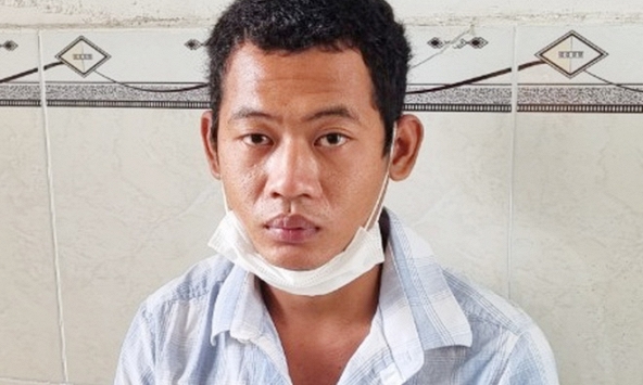 Nghi phạm giết người ngâm mình dưới nước gần 1 ngày để trốn công an