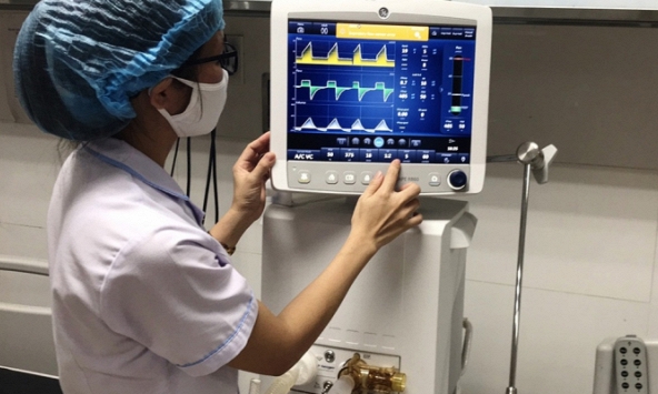  Sở Y tế TP.HCM: Thành phố không thiếu máy thở, dư khả năng tiếp nhận F0