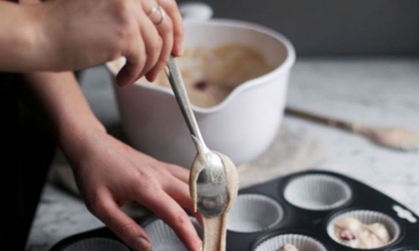 Ở nhà mùa dịch:  Bắt đầu học làm bánh, cần sắm những dụng cụ gì?