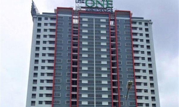 Hà Nội: Bé trai rơi từ tầng 6 chung cư xuống tầng 3 tử vong