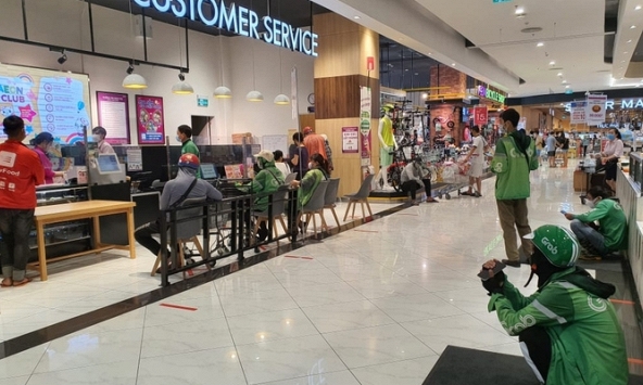 Hà Nội: Grab, Now, Gojek, Beamin dừng hoạt động giao đồ ăn