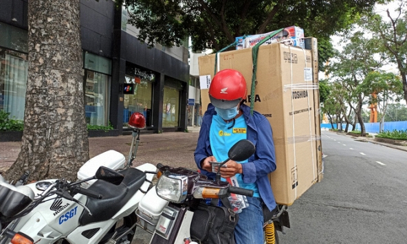 TPHCM tăng cường siết chặt kiểm soát shipper