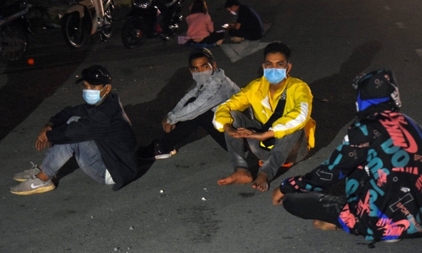 Các tỉnh phía Nam và Tây Nguyên dừng đón người về quê tự phát