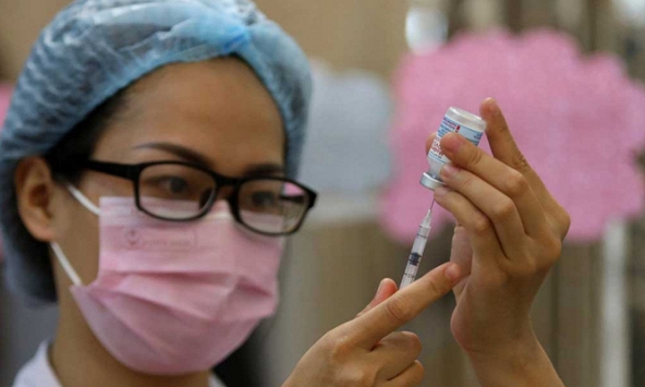 Bộ Y tế điều chỉnh phân bổ vắc xin Covid-19 cho TP.HCM và Hà Nội