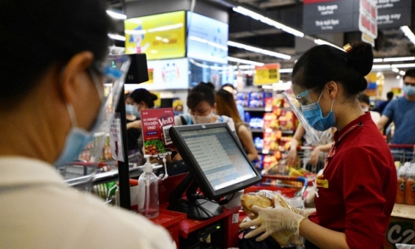 Doanh nghiệp bán lẻ Hà Nội lo lắng khi nhân viên chưa được ưu tiên tiêm vaccine