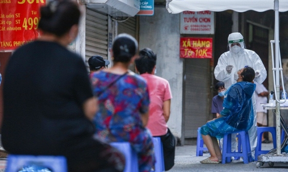 13 nhóm đối tượng có nguy cơ cao cần đi xét nghiệm ngay