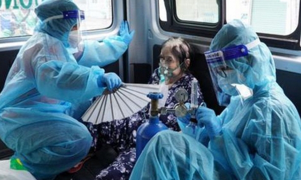 Bác sĩ Trương Hữu Khanh: Đừng để hết là F0, vẫn 'gục' vì lo âu