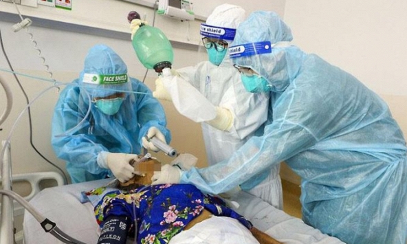 Người mắc COVID-19 được hưởng chế độ ốm đau thế nào?