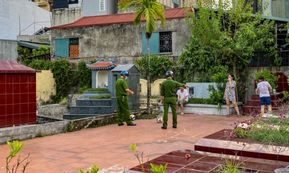 Hà Nội: Phát hiện nhóm người tập thể dục trong nghĩa trang trong thời gian giãn cách xã hội