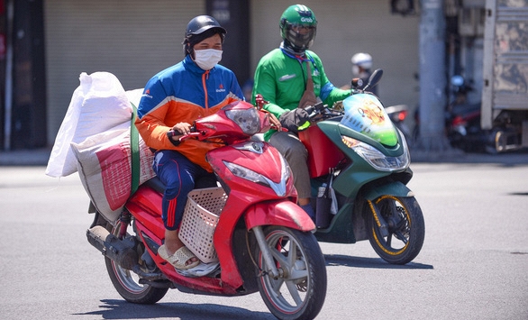 Từ 30/8 TP.HCM miễn phí xét nghiệm COVID-19 cho shipper 