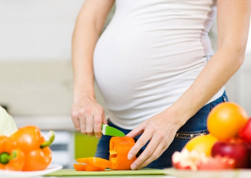 Dinh dưỡng cho phụ nữ mang thai trong dịch Covid-19