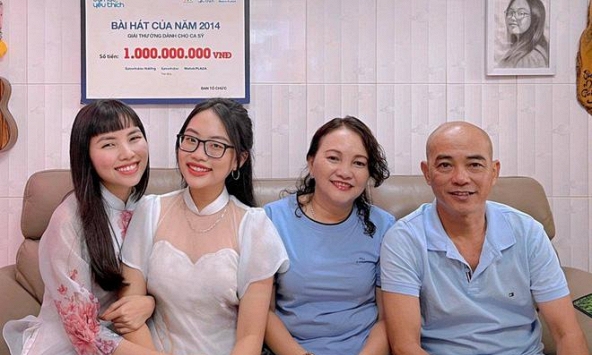 Phương Mỹ Chi và gia đình nhiễm Covid-19